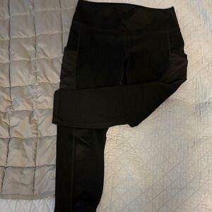 Fabletics Powerhold Capri Leggings